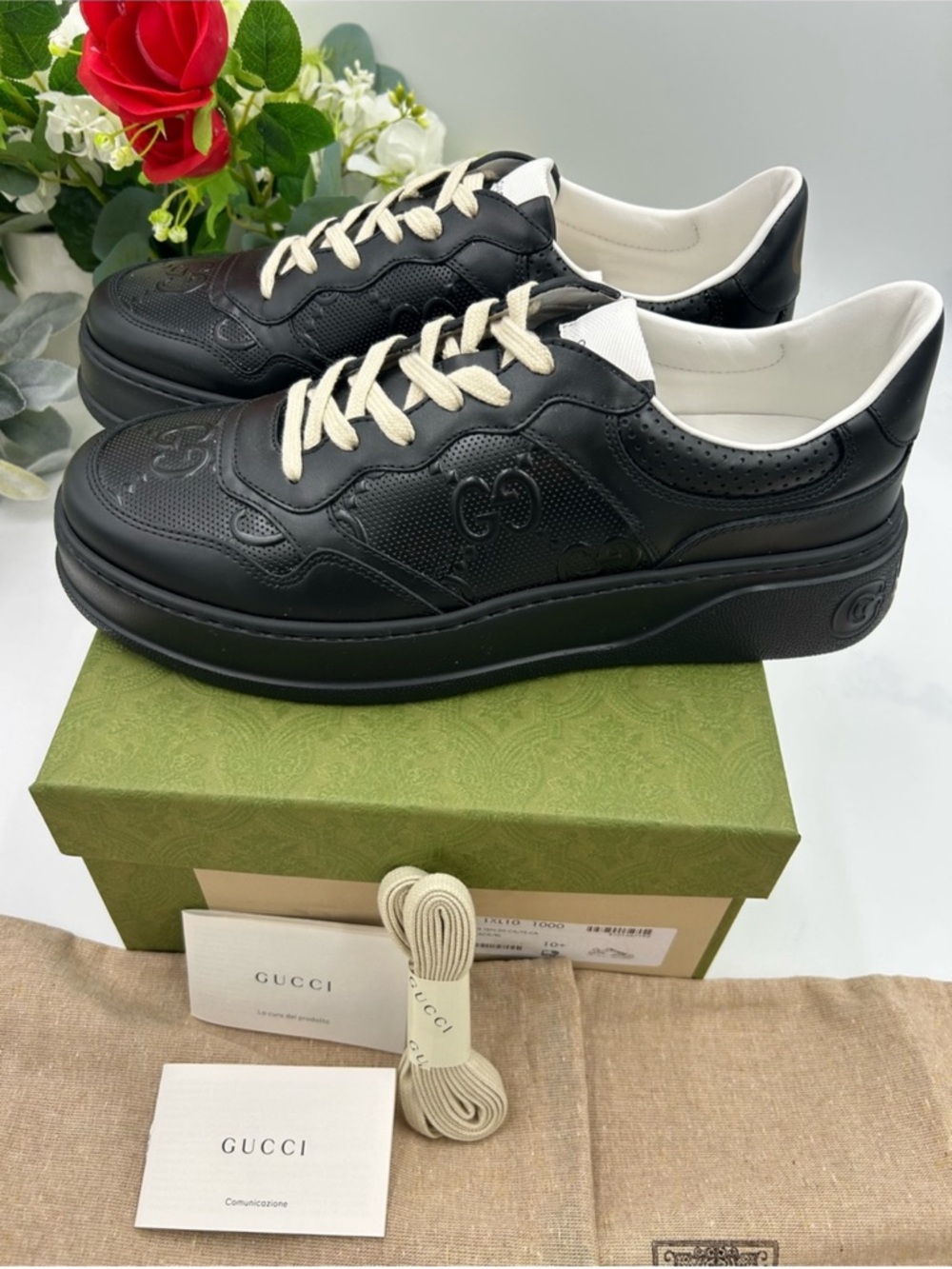 Men’s Gucci GG embossed leather sneakers size 10.5 made in Italy - Picture 6 of 11